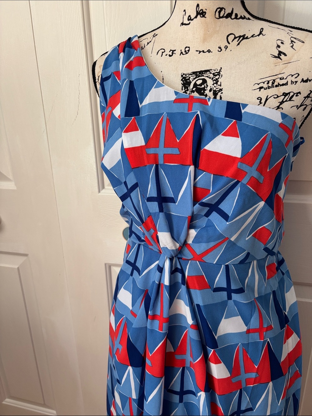 NWT Vineyard Vines One Shoulder Maxi dress in nautical print Sz 6 - Picture 5 of 11